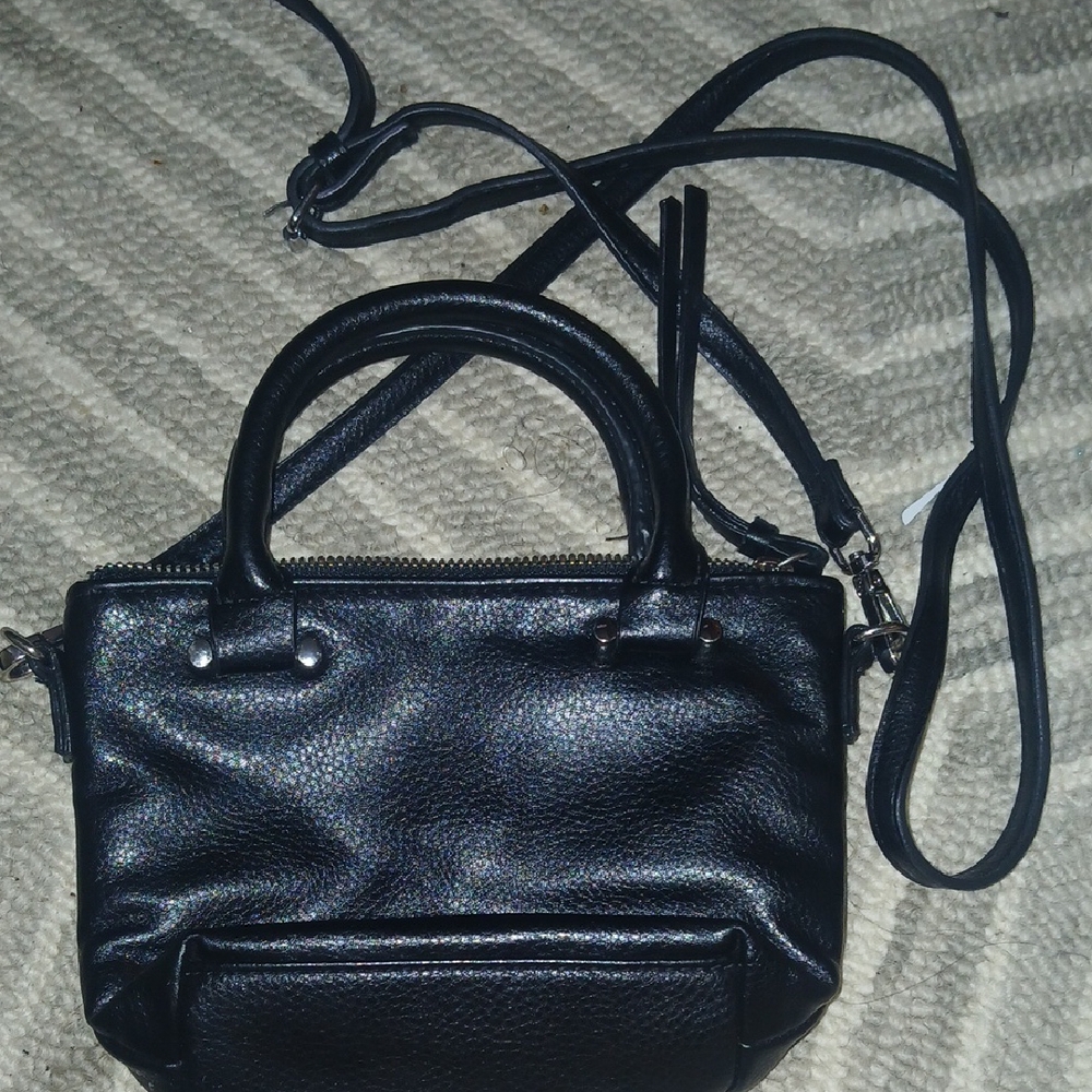 Elegant Black Leather Handbag